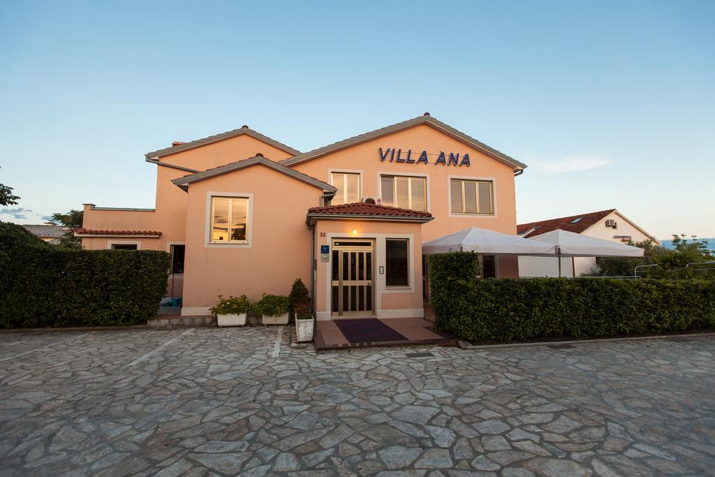 קרק Apartments Villa Ana מראה חיצוני תמונה